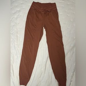 Lulu Dance Joggers Tan Rusty color size 2